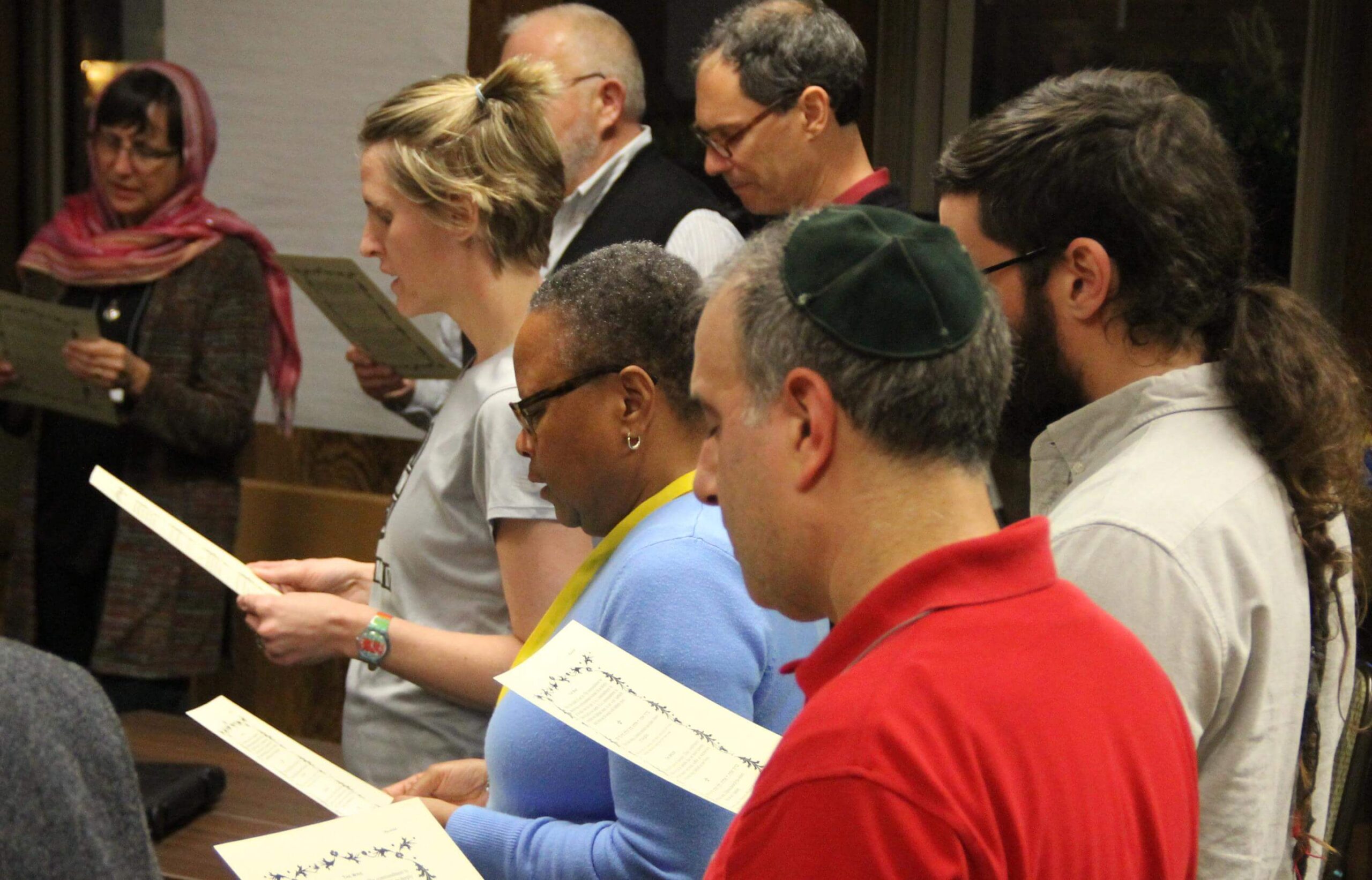 picture of worship service at UU General Assembly